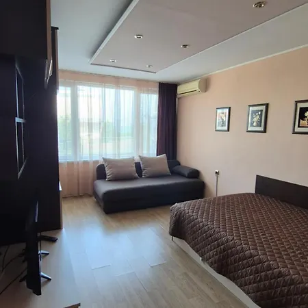 Apartamento самостоятелен на брега на морето Obzor