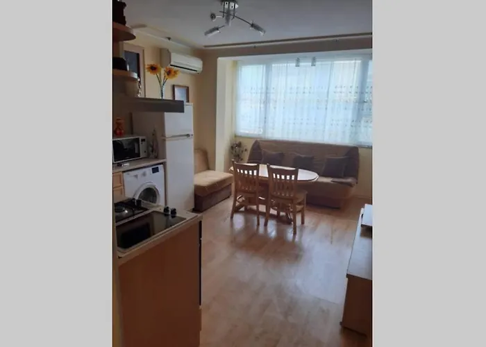 Apartment самостоятелен на брега на морето Obzor