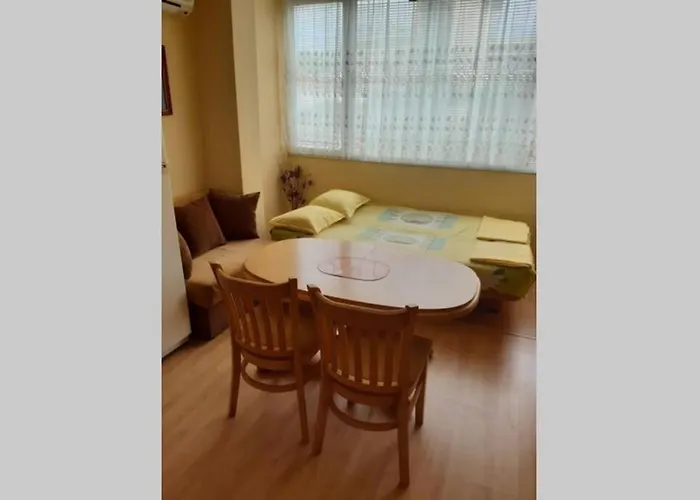 самостоятелен на брега на морето Apartment *